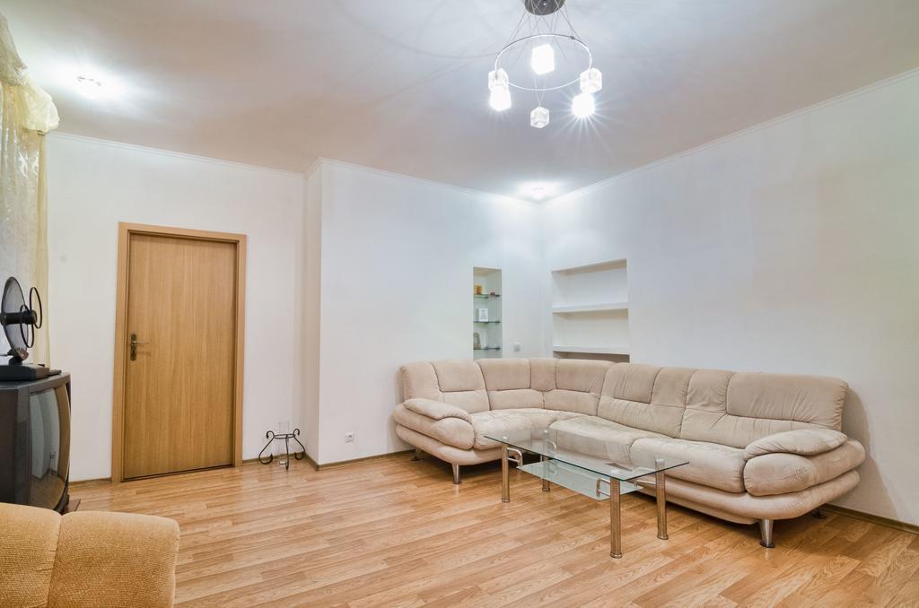 Apartamenty Lesi Ukrainky 17 Lviv Chambre photo